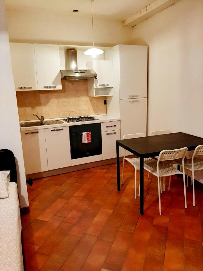 Ferienwohnung Il Vicolo By Turistica Domodossola Exterior foto